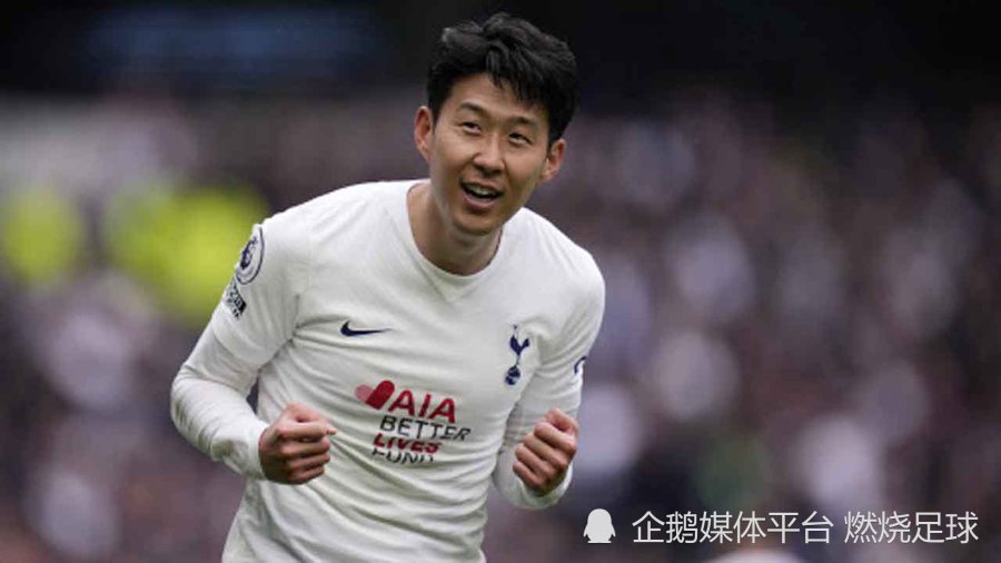 精彩瞬间:第22分钟,孙兴憃传中,凯恩禁区内抢点头槌破网,孙凯再次连线