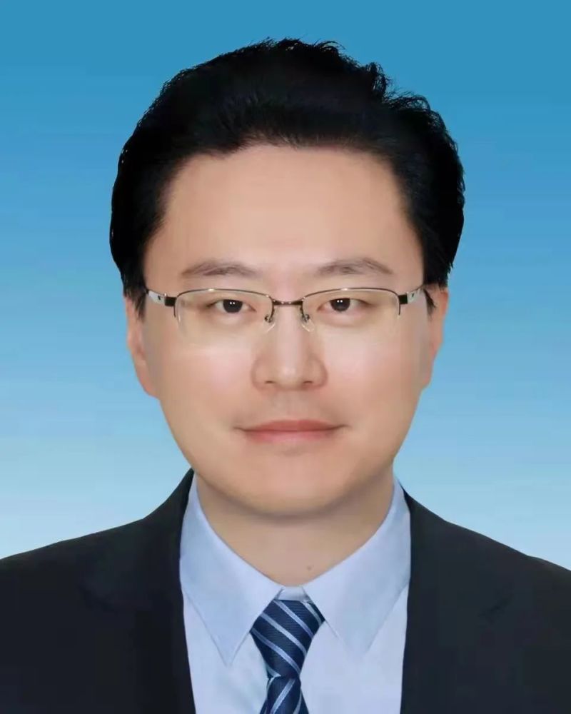 简历王栋梁,男,汉族,1980年5月出生,中共党员,研究生学历,文学博士