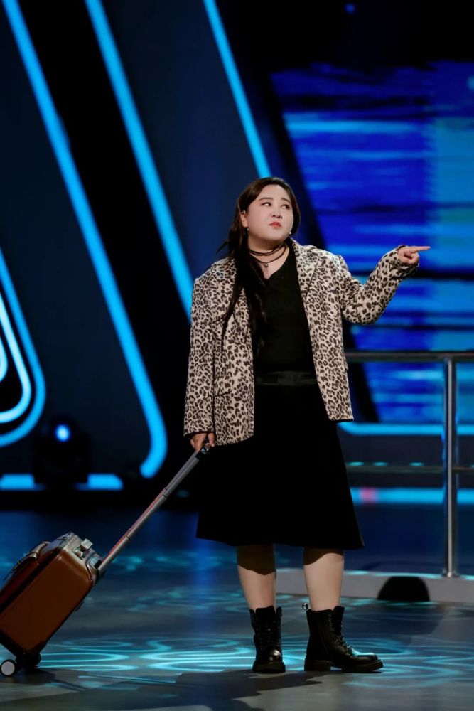 大碗娱乐贾玲邀你走进王牌爆笑喜剧专场