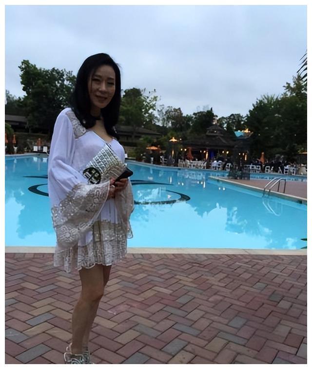 演员魏秋桦出道至今无绯闻未婚无子也幸福