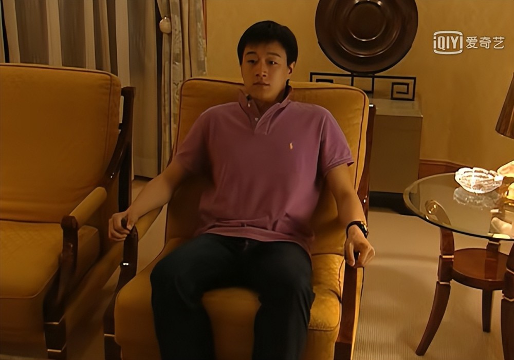重温《奋斗》:陆涛执意与夏琳相恋,害米莱远走他乡,另有原因_腾讯新闻