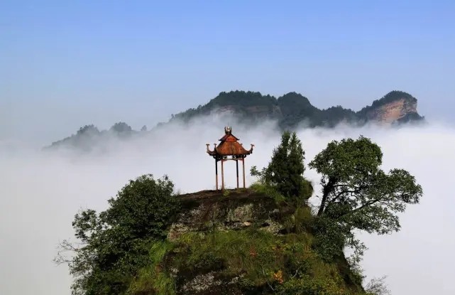 休宁县齐云山风景名胜区(联)