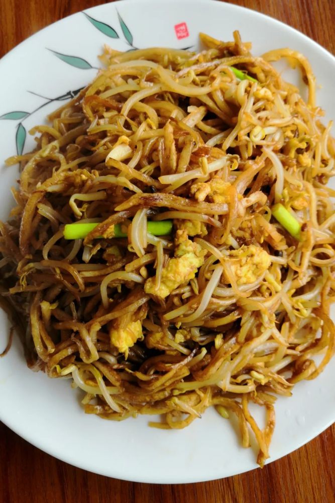 北方人的炒饼,南方人不懂!山西人还把它炒成了百年名小吃!_腾讯新闻