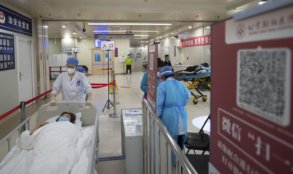 新华社记者 陈钟昊 摄这是5月2日拍摄的北京朝阳医院急诊科诊室
