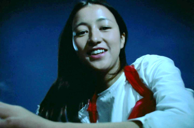 她的名字叫尤里安奴,说实话也确实挺漂亮的.