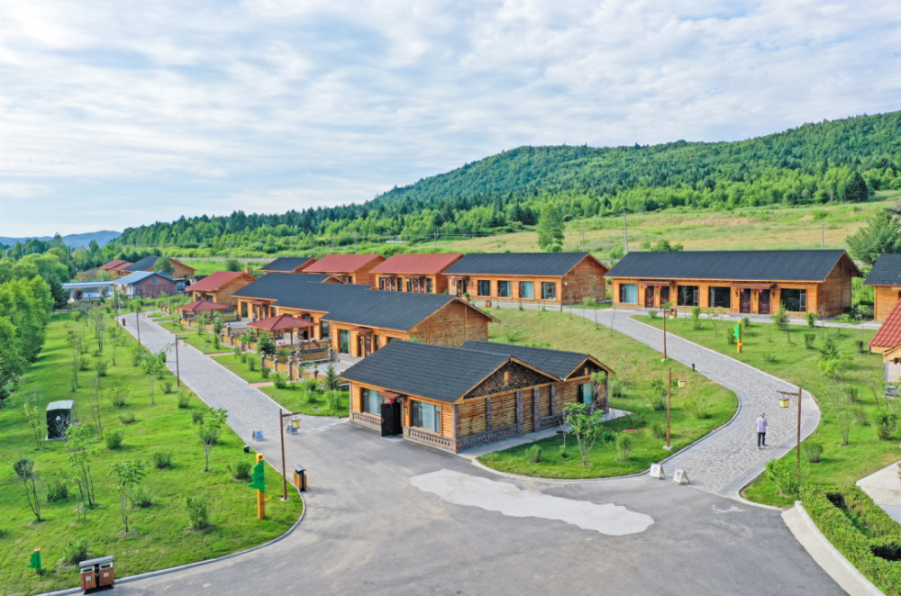 图/汤旺"林居"民宿此刻,伊春春景正盛,快来赶赴一场春的邀约,品味伊春