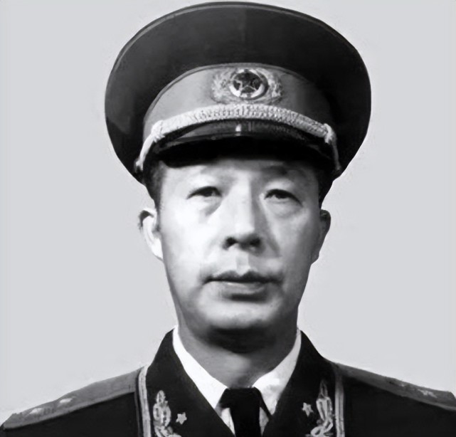 没评为上将军衔,莫文骅心存不满向朱老总发泄情绪?此事纯属谣传