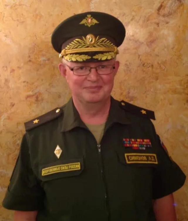 在4月30日伊久姆前线被乌军袭击后战死的俄军电子战部队副司令安德烈