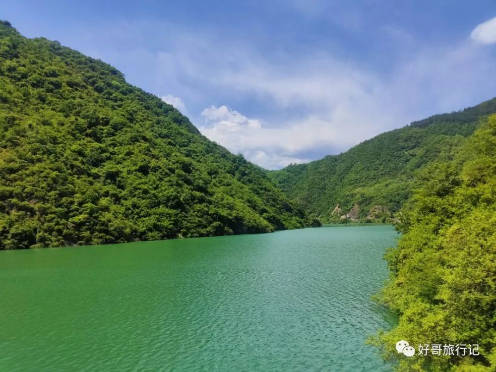 摄影石门水库距离汉中18公里风景秀丽