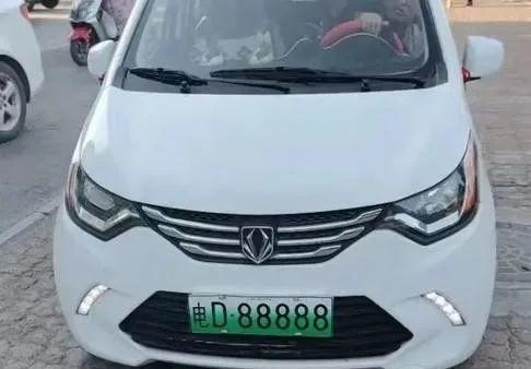 "电d88888"车主注意,交警在设卡"等你",最高扣车罚款5000元