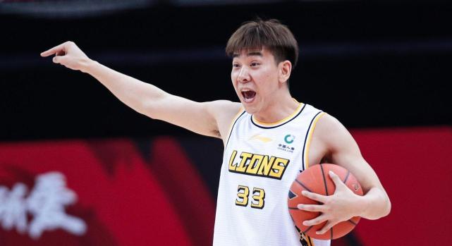 分手!广厦放弃助攻王,30岁老将总决赛打5分钟,帮不上孙铭徽