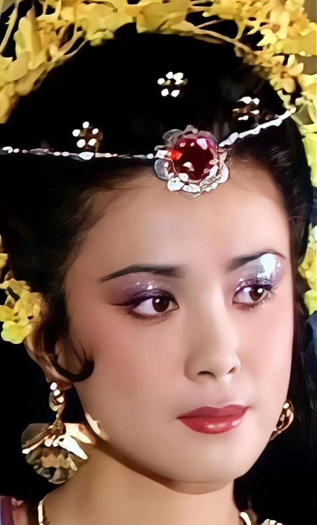 90年代的大美女傅艺伟,没有美颜的年代里最美"妲己"