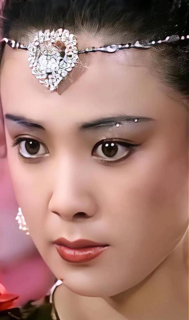 90年代的大美女傅艺伟,没有美颜的年代里最美"妲己"