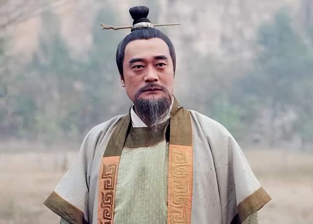 "快活王"王建新近况曝光!戴贝雷帽打扮新潮,六天吸粉不到三万