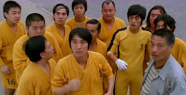 周星驰在拍摄《功夫足球》的时候,甚至还邀请李建仁担任电影的动作