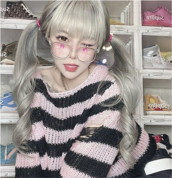 顾茜茜承认和许诺的恋情,称她真的非常喜欢许诺