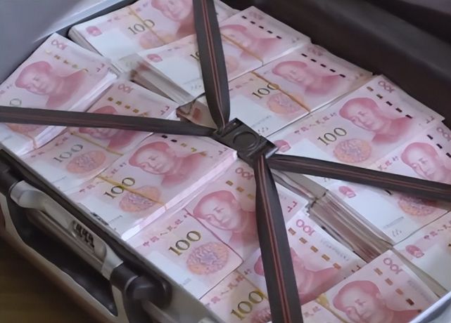 百万彩礼变成点钞券男子专骗贵妇屡屡得手给无数人敲响警钟