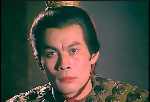 张光北：第一次和女演员拍吻戏近5分钟，拍完后立马领证结婚_腾讯新闻