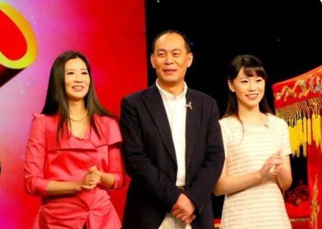 张光北第一次和女演员拍吻戏近5分钟拍完后立马领证结婚