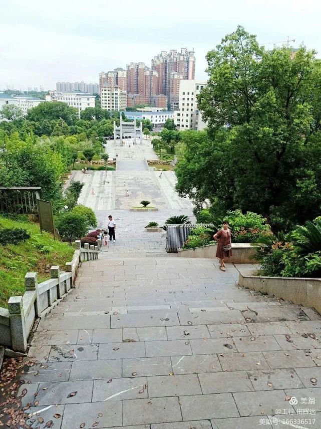 原创内蒙古田辉远游营盘山生态公园诗五首