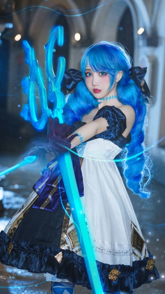 cos:英雄联盟格温cos正片@面饼仙儿