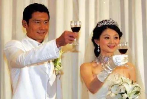 和自己喜欢的人结婚,能带着妻子陪伴父母身边|杨晨|刘珊珊|国足|中国