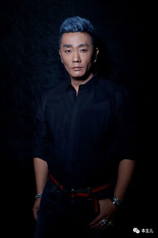 从家喻户晓到改名换姓含笑是怎么自毁前程的