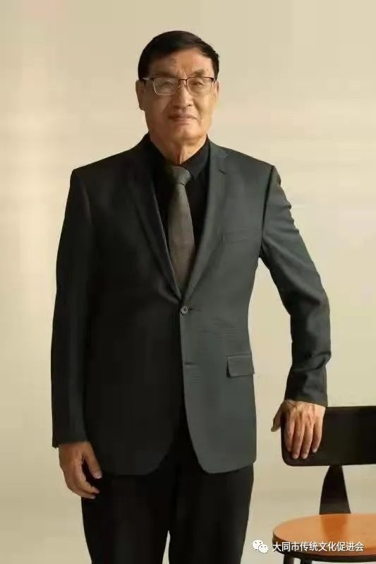 赵佃玺,民俗文化学者,书画家,诗人,红楼梦研究学者,平城区人大代表