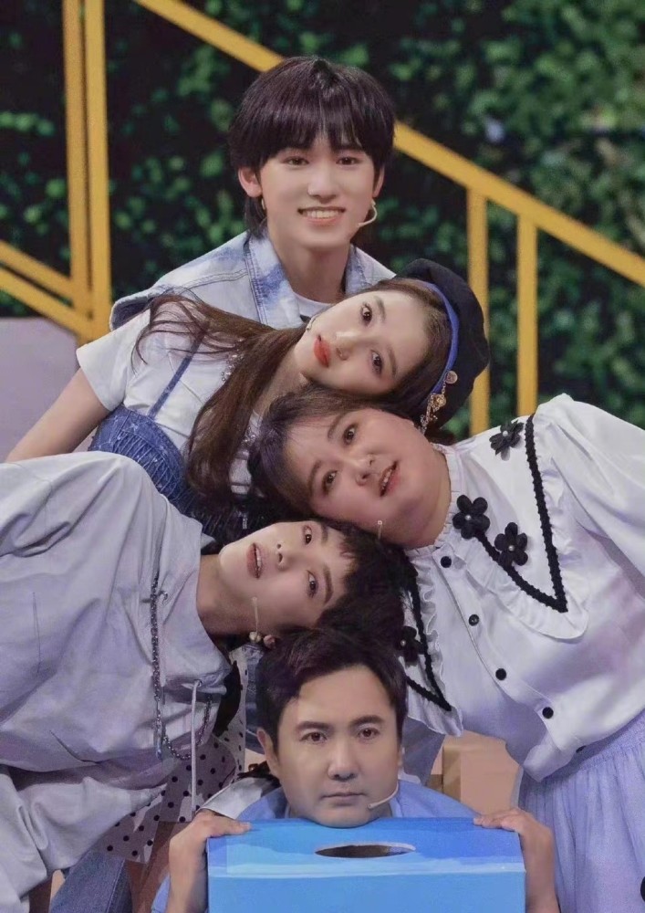 宋亚轩发文和王牌对王牌说再见