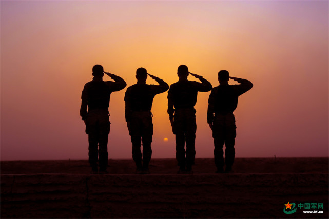 五四特别策划丨坚守战位,他们把青春的背影留给祖国