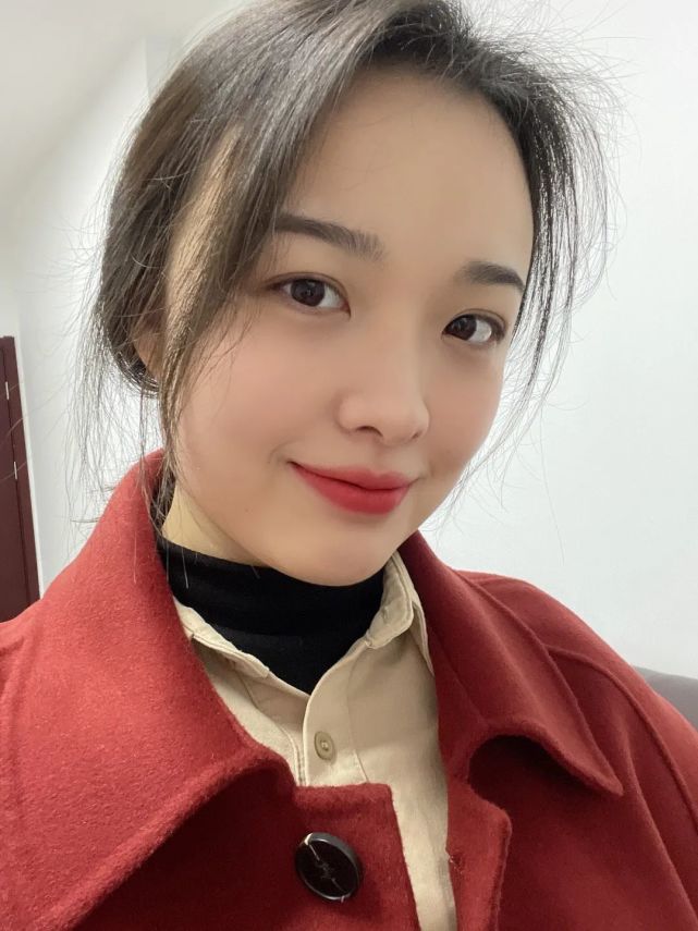 04祁文婷■  所属部门:干部科■  防疫卡点:东方城三区卡点■  服务时