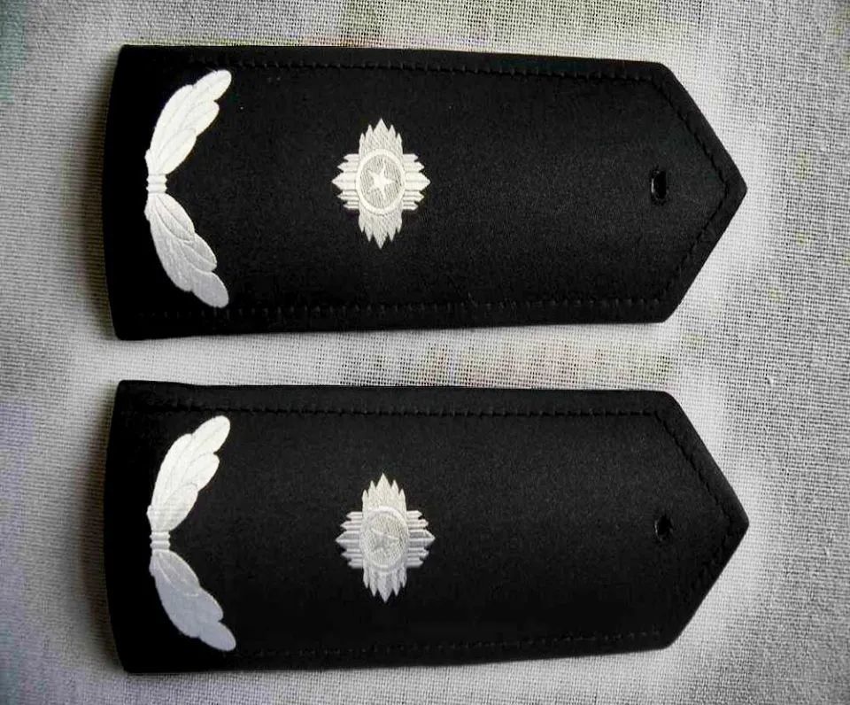 公安警衔和军衔如何对称?切记遵循大致对等原则,而不可一一对应_腾讯