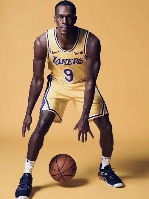 征服绝美网红女友,如此有魅力的隆多隆指导,你怎能不爱