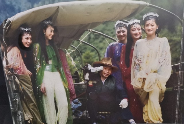 她是错坠盘丝洞里的绿蜘蛛精杨洁劝她考中戏但她却放弃明星去当工人