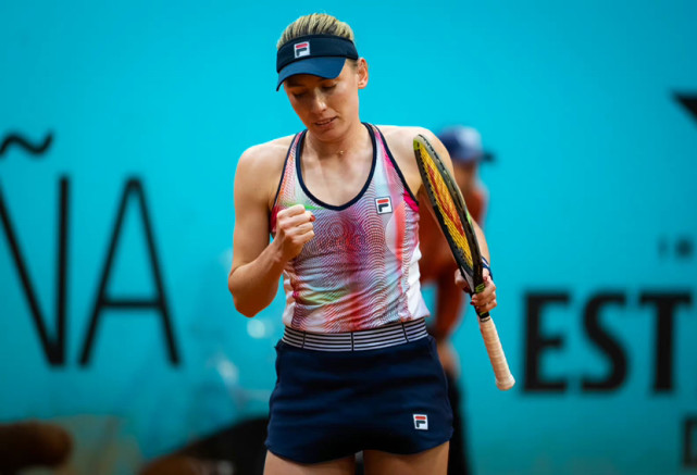 亚历山德洛娃击败阿尼西莫娃首进wta1000赛四强