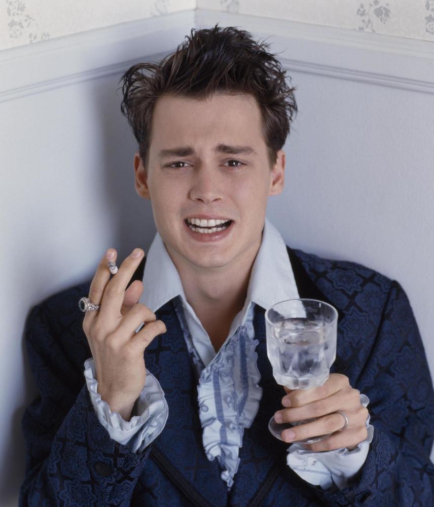 离谱法庭呛律师超爆笑约翰尼德普与前妻撕逼大戏变喜剧大会