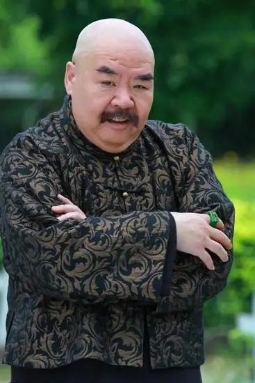 "肥猫"郑则仕,负债8000万:刘德华是我的恩人