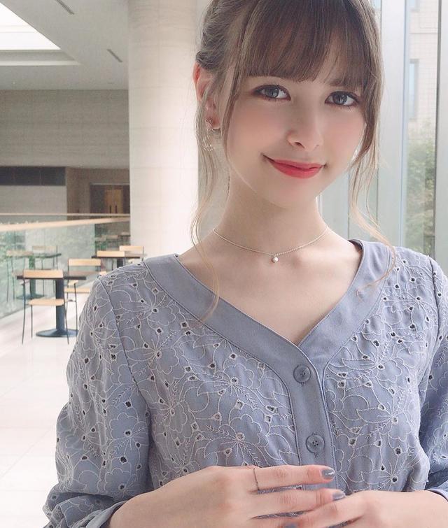 五国混血岚莉菜登上日本杂封面,主演电影将上映,有日版lisa之称