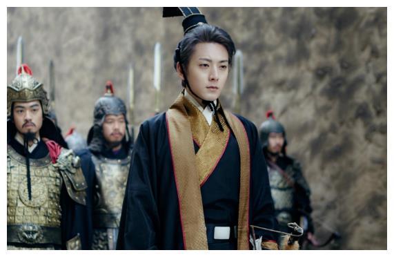 丈夫和父亲都是皇帝,终含恨自焚离世|王莽|王嬿|汉平帝