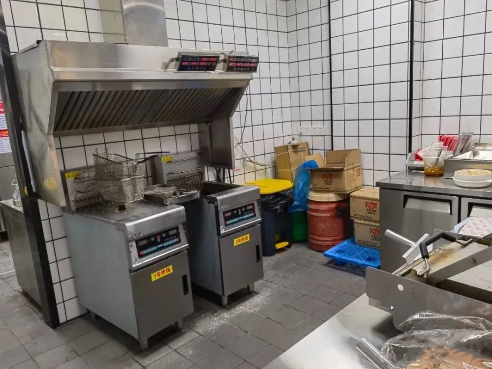 后厨大曝光涉及平湖人常吃的炸鸡日料店你点过几家