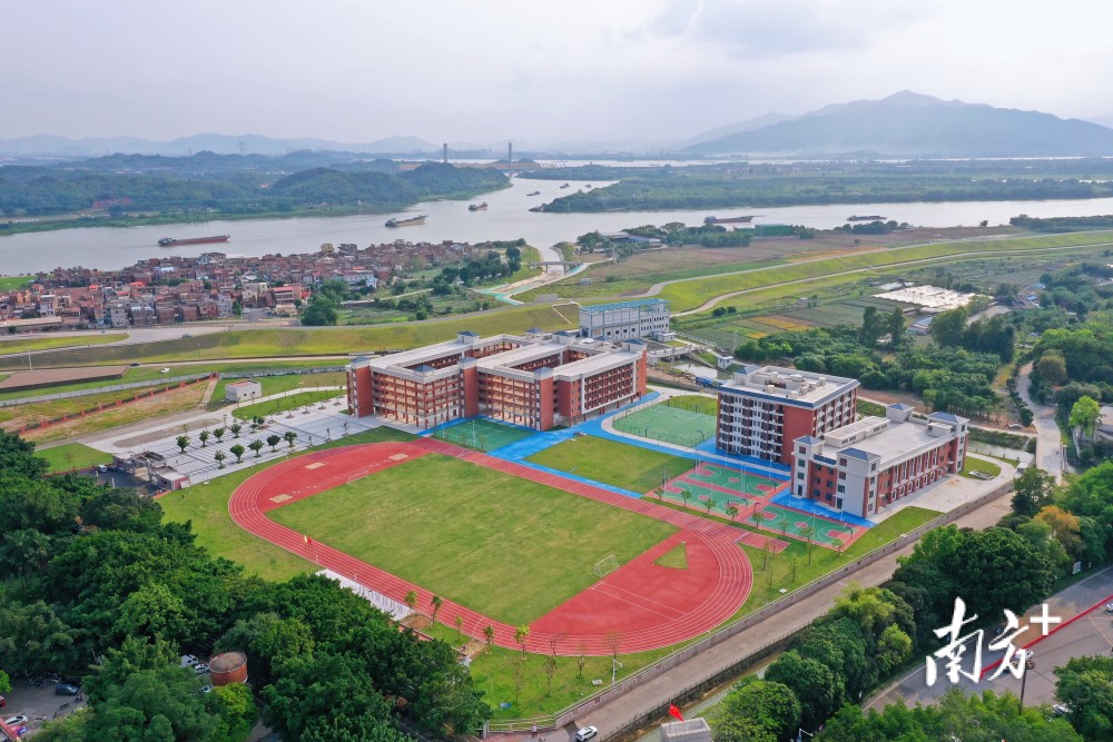 视频|河口中学新校今日启用,三水优质教育资源再加码_腾讯新闻