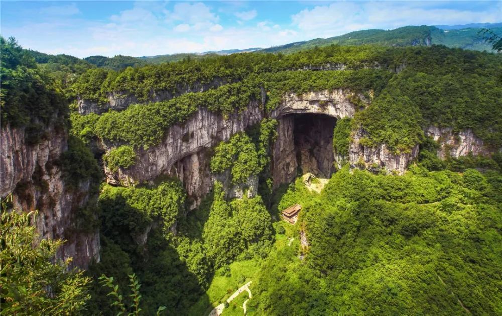 重庆人特权五月武隆7大景区免费游