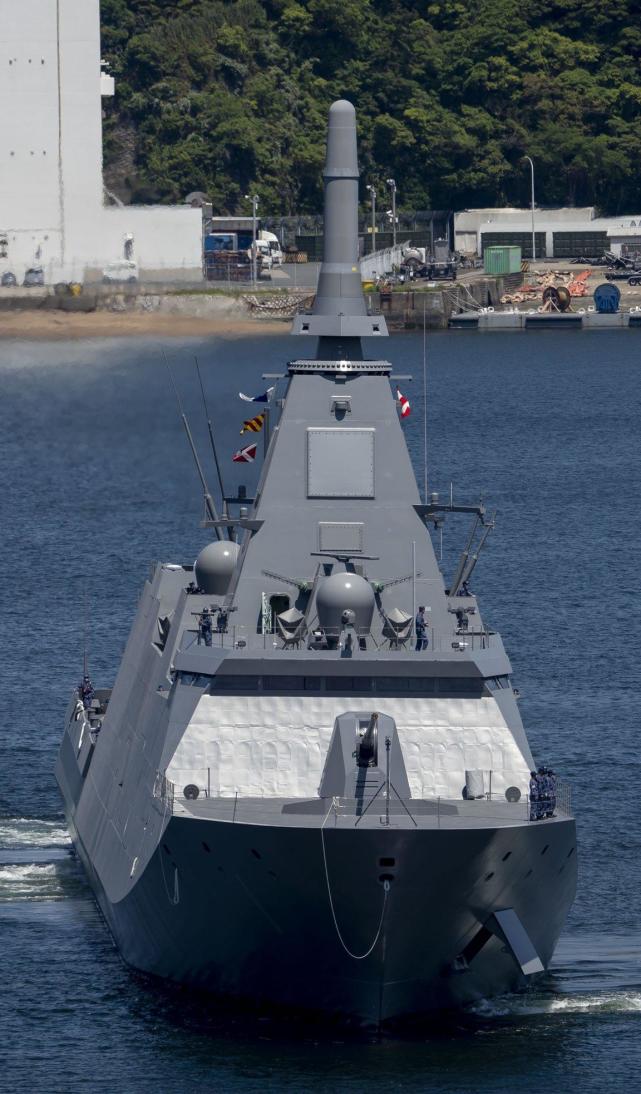 橘皮还挺严重的真正要看隐身能力,可能还是要等到我们的054b下水之后.