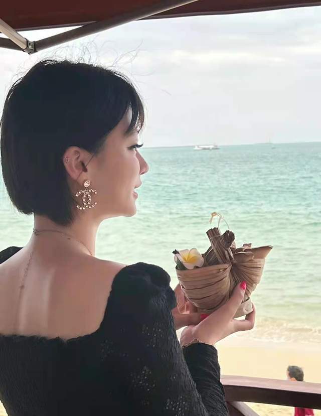 颜骏凌前妻晒新照!微微发福颜值依然高,前夫被暗指渣男从未反驳