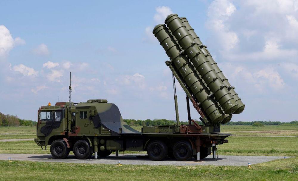 塞尔维亚公开展示红旗22导弹,不要小瞧,它的爷爷揍下u2侦察机_腾讯