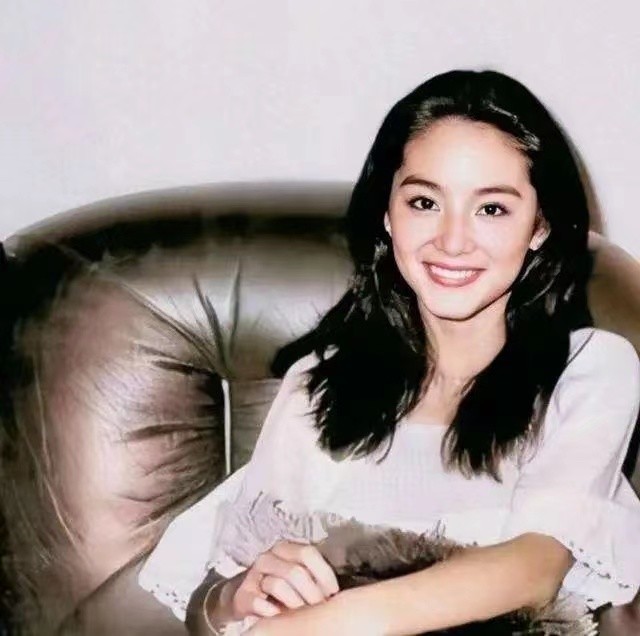 娱乐圈5位最强三白眼女星王祖贤再也不化妆胡因梦变化最大