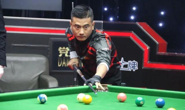 郑宇伯首战告捷 党金虎"11连鞭"砍下第一胜