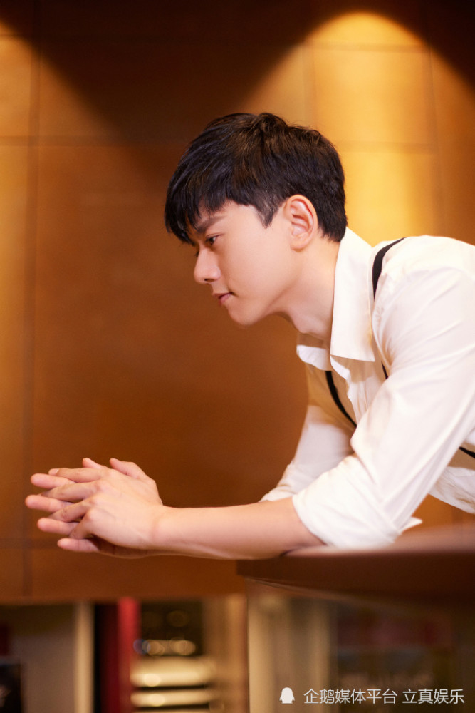 歌手 张杰 帅气照片集锦_腾讯新闻