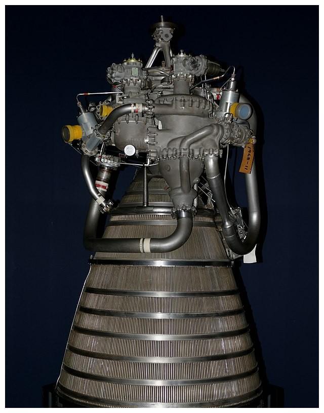 另一个液氢液氧发动机yf-77,推力是上一代产品的9倍以上,但是也仅有70