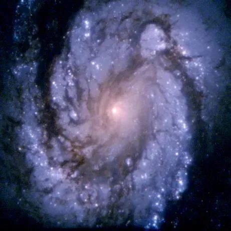 32年，32张图，回顾哈勃望远镜拍摄的那些宇宙级美景！